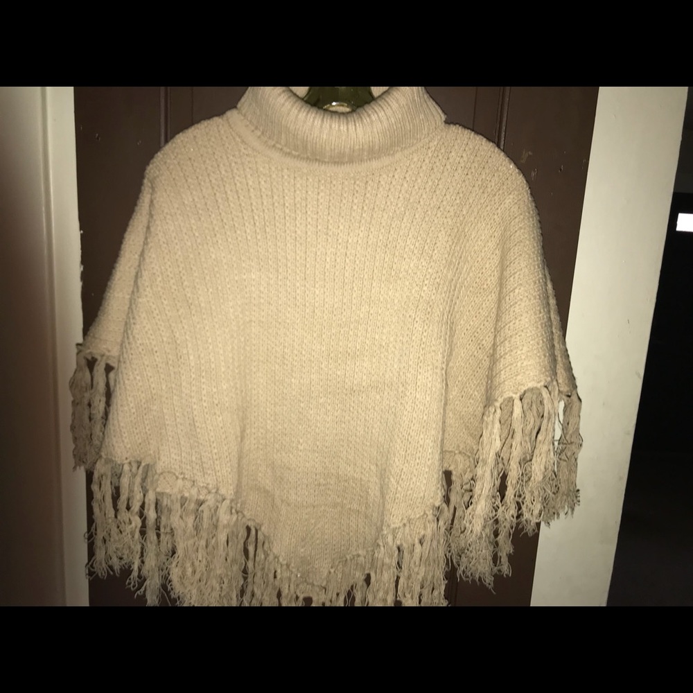 Tan Poncho